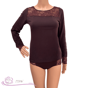 Chemise en eucalyptus et dentelle de Calais AVET violine face - lady-coton